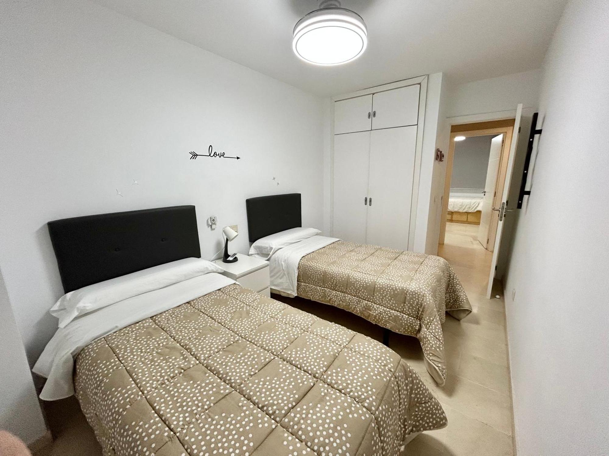 Apartamento Gloria 2 Малага Экстерьер фото