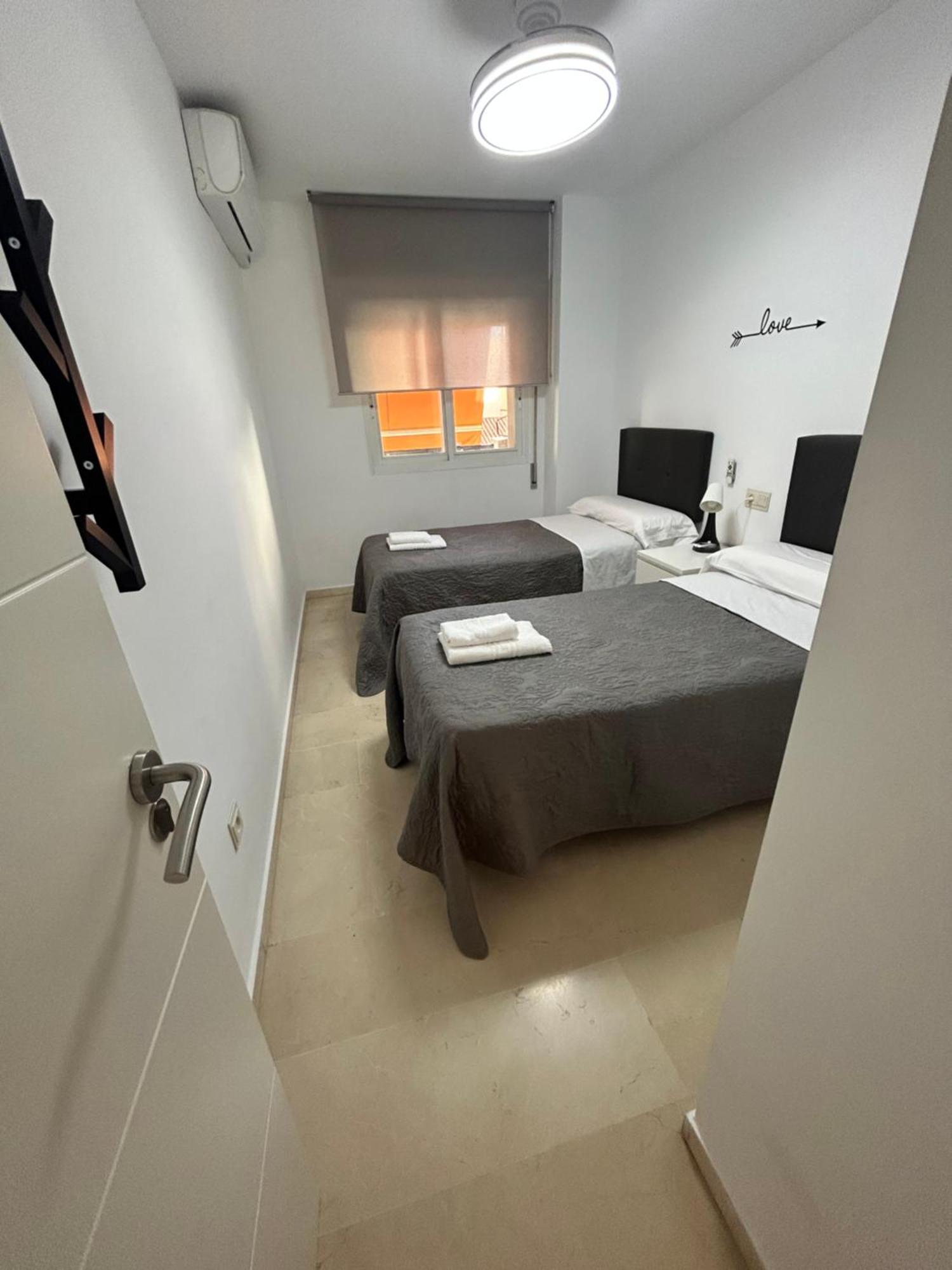 Apartamento Gloria 2 Малага Экстерьер фото